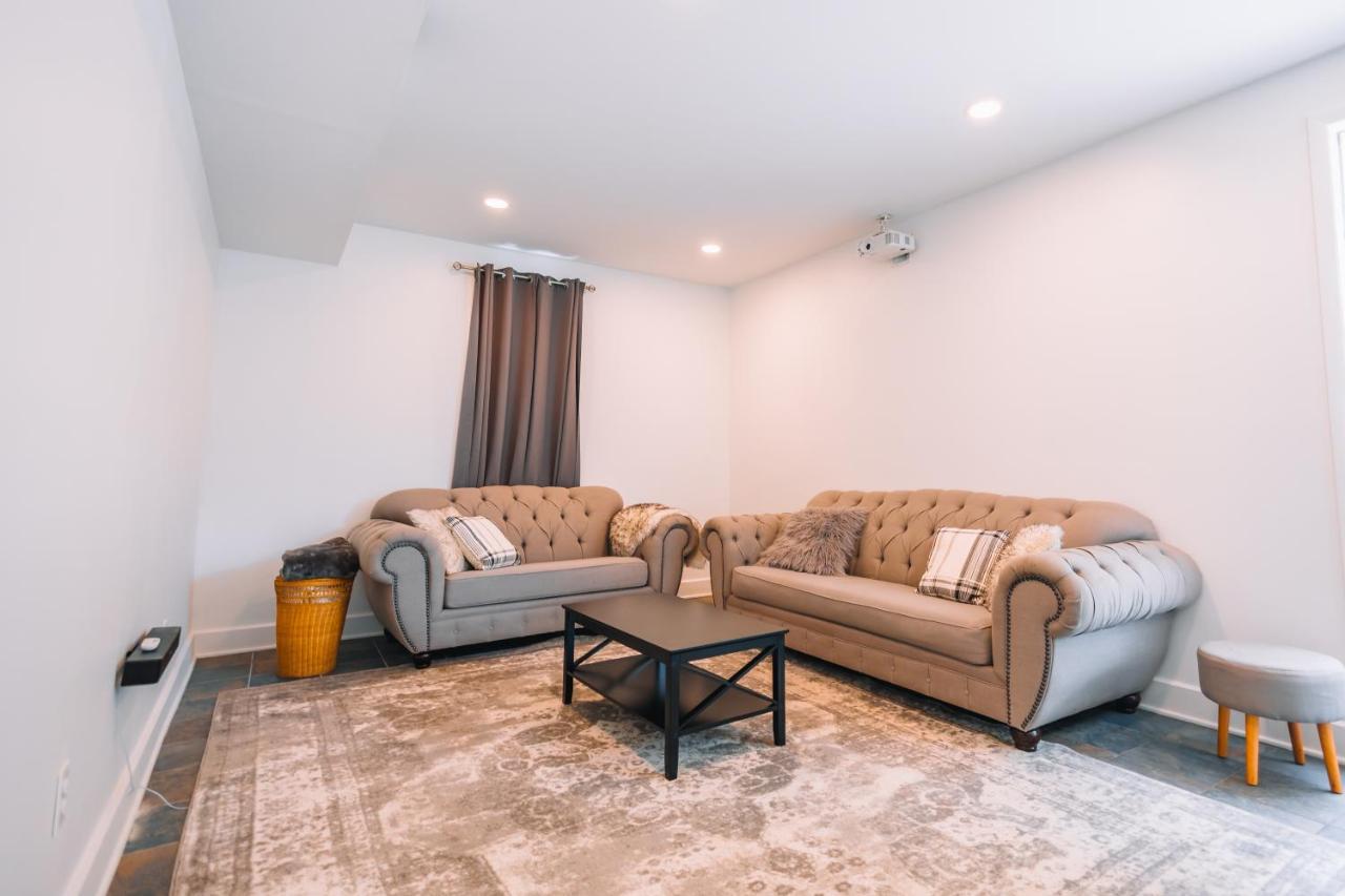 Downtown Escape Great For Large Families & Groups Villa Sugarcreek Exterior foto