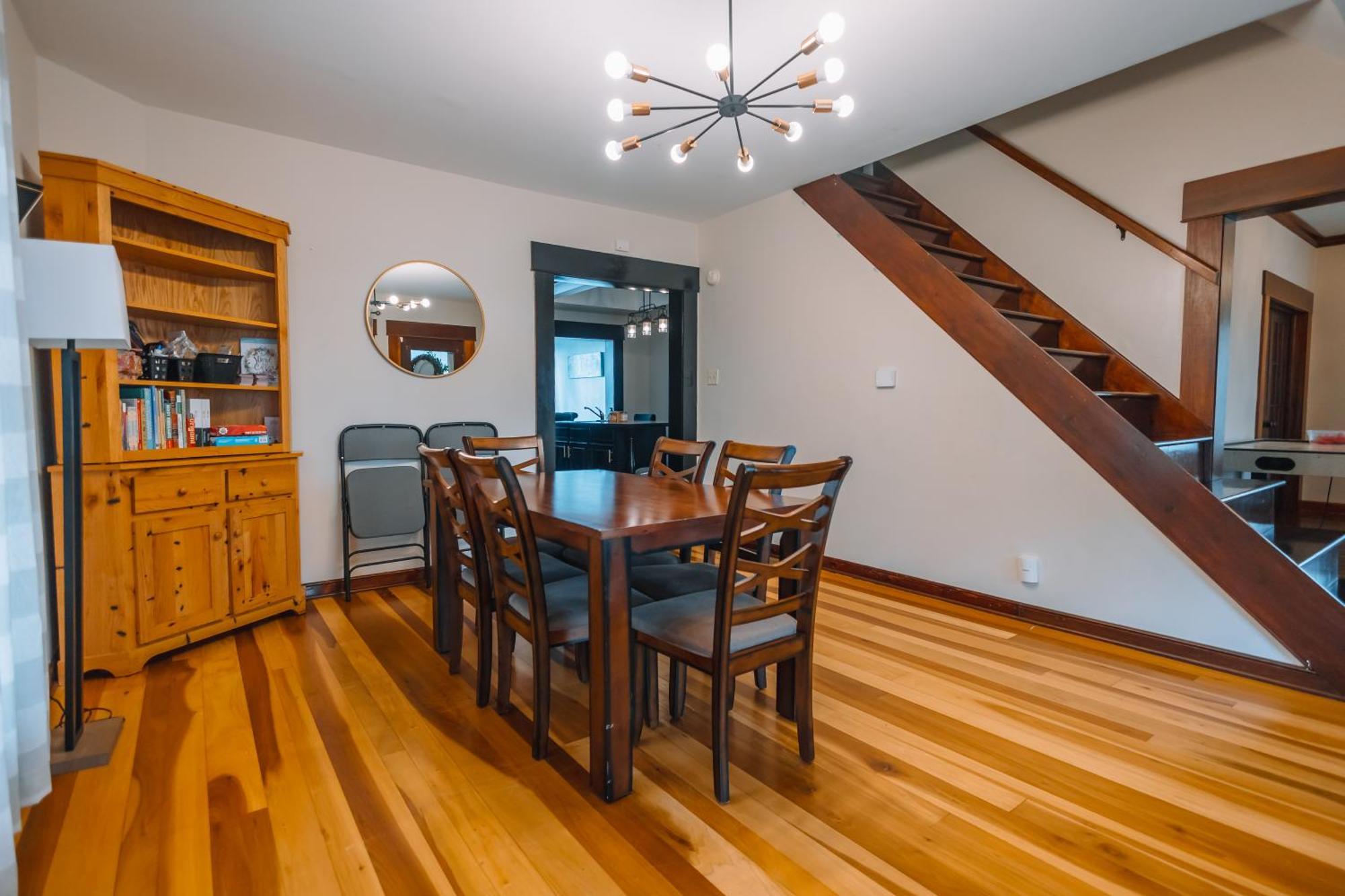 Downtown Escape Great For Large Families & Groups Villa Sugarcreek Exterior foto